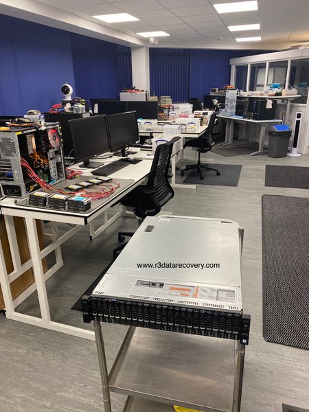 R3 lab with an enterprise server on a trolley and imaging benches in the background